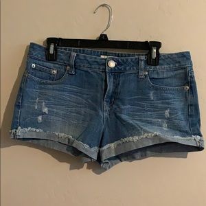Junior’s Jean Shorts